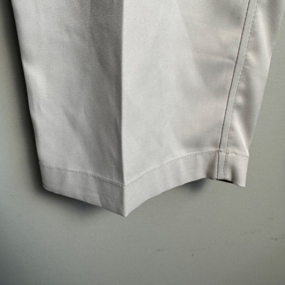 Dockers Tour Men's Chino Casual Dress Pant Cream/Gray Size Tag: 36x30 Golf - Picture 2 of 12